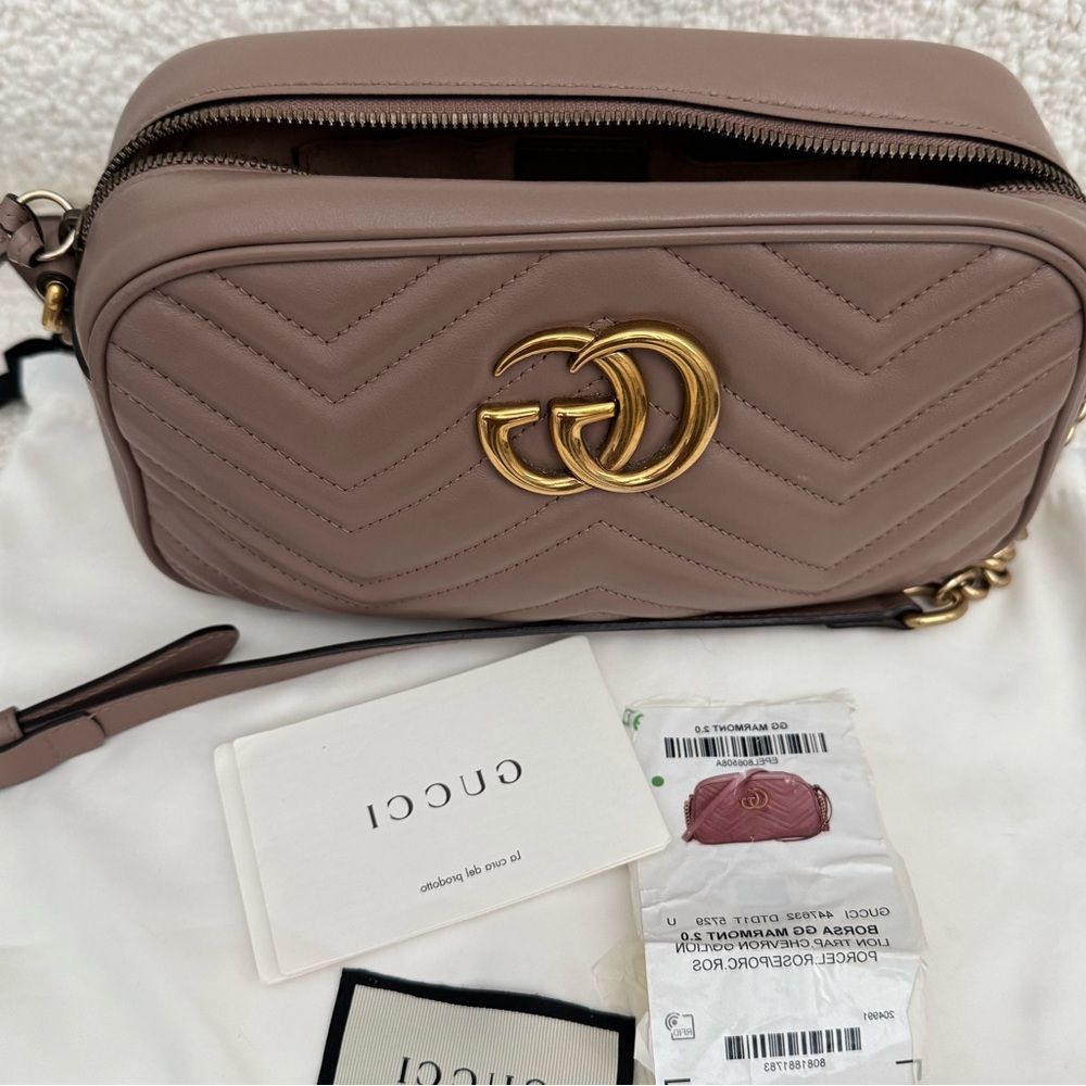 GUCCI MARMONT CAMERA BAG SMALL - Picture 12 of 15